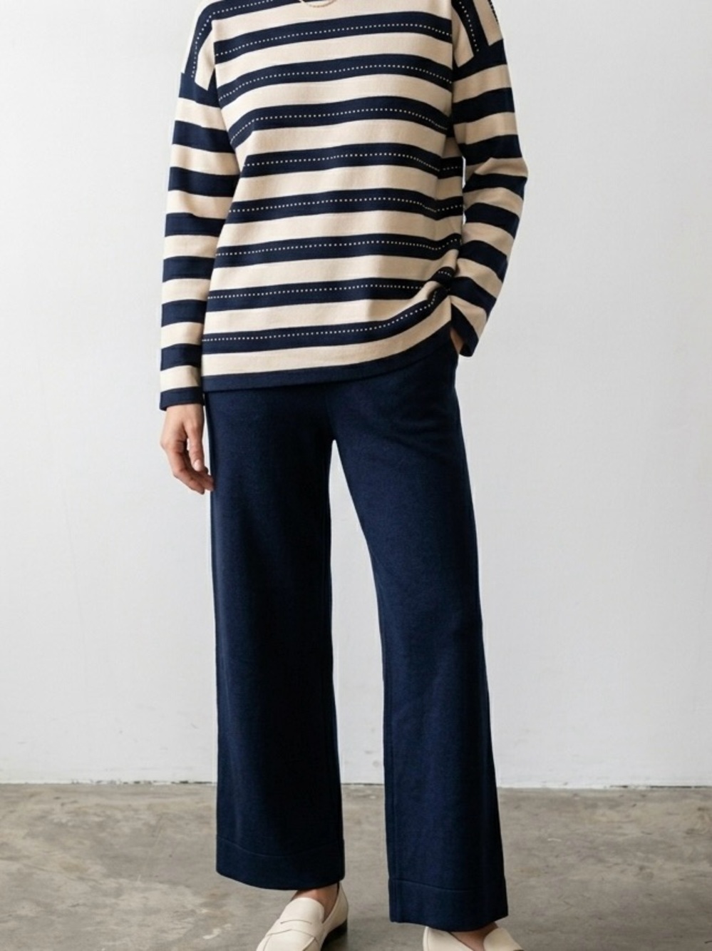 Stunning Rhinestone Striped Sweater & Pants Set – NWT Nali Cllection